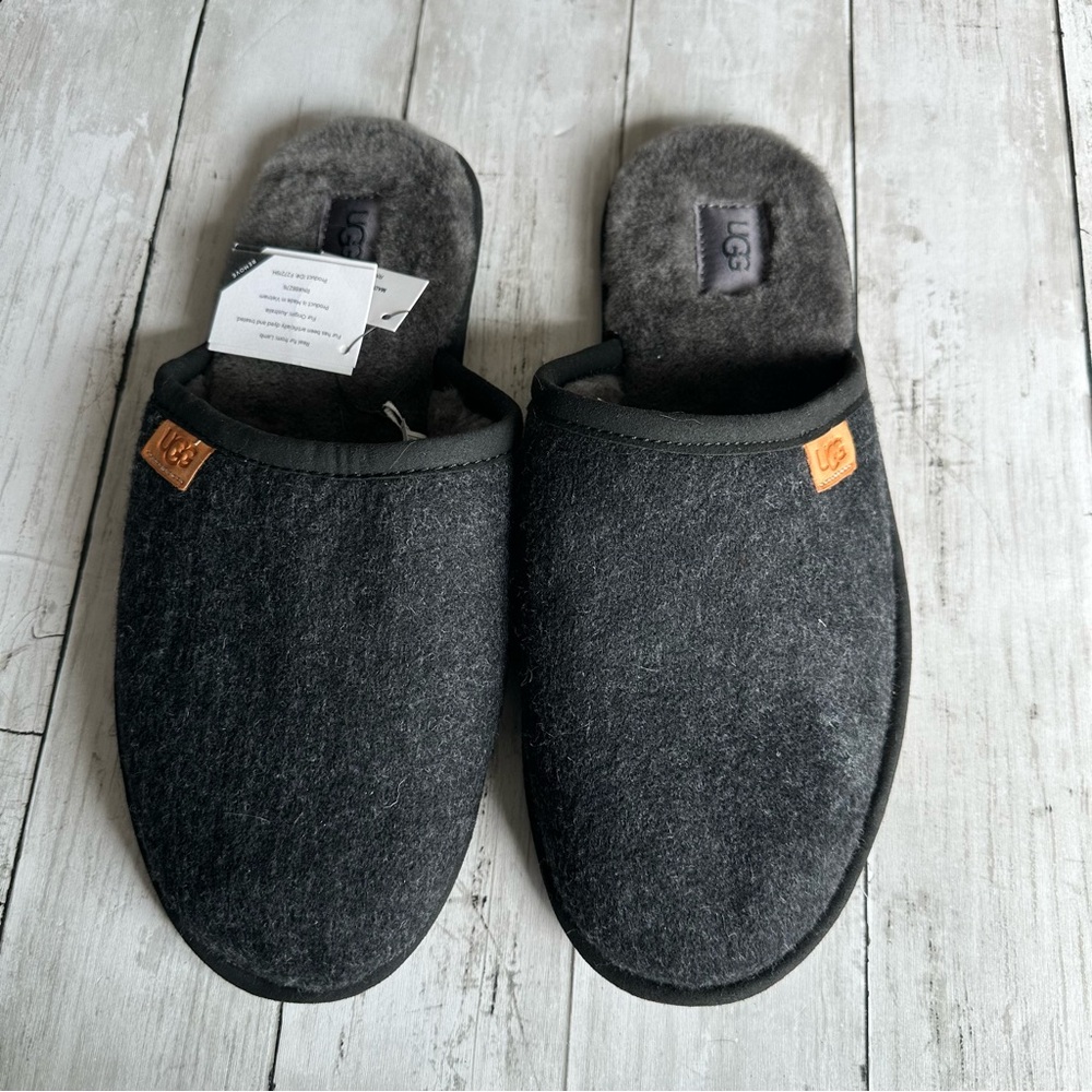 NEW WITH TAGS UGG MENS GREY SLIPPER SCUFF SLIDES SIZE 12